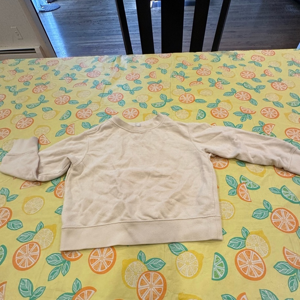 Old Navy Cream Color Sweater Size: 5/6